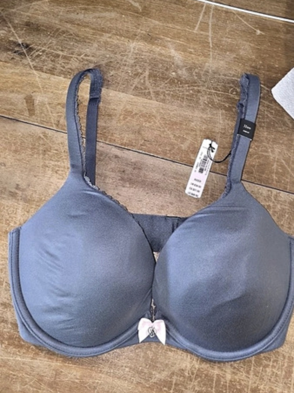 Victoria's Secret Body by Victoria Push-Up Bra 32DD